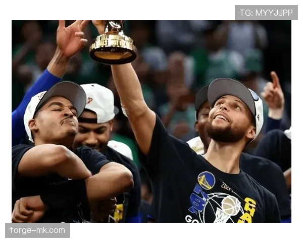 雷吉纳中场状态回暖，稳健表现助球队强势迈向胜利