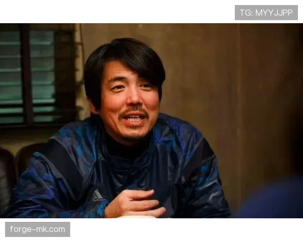 杨千霖这生活真反差，球场上拼命哥，一到家秒变超暖大叔，谁能信？