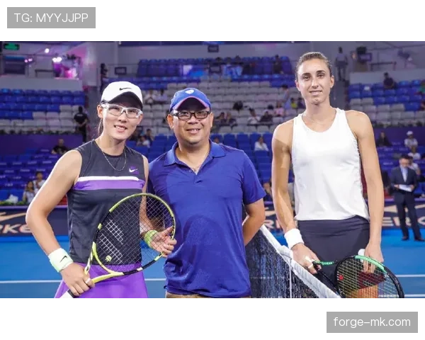 郑赛赛训练完直接拎爱马仕去吃米其林，这日子谁顶得住